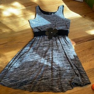 Zunie dress-size 16-black with adorable belt-Love this!